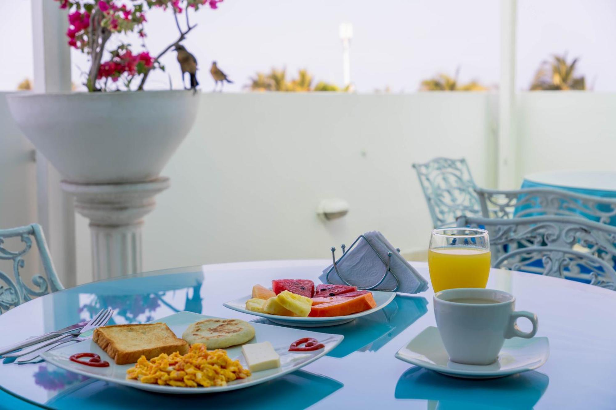 Hotel Coral Reef Cartagena Екстериор снимка