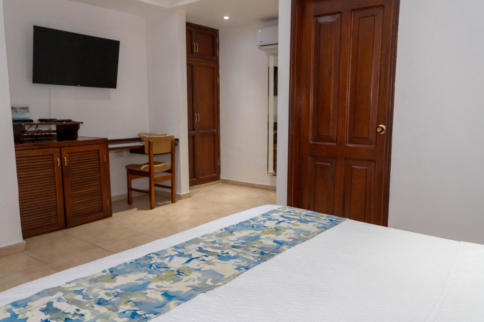 Hotel Coral Reef Cartagena Екстериор снимка