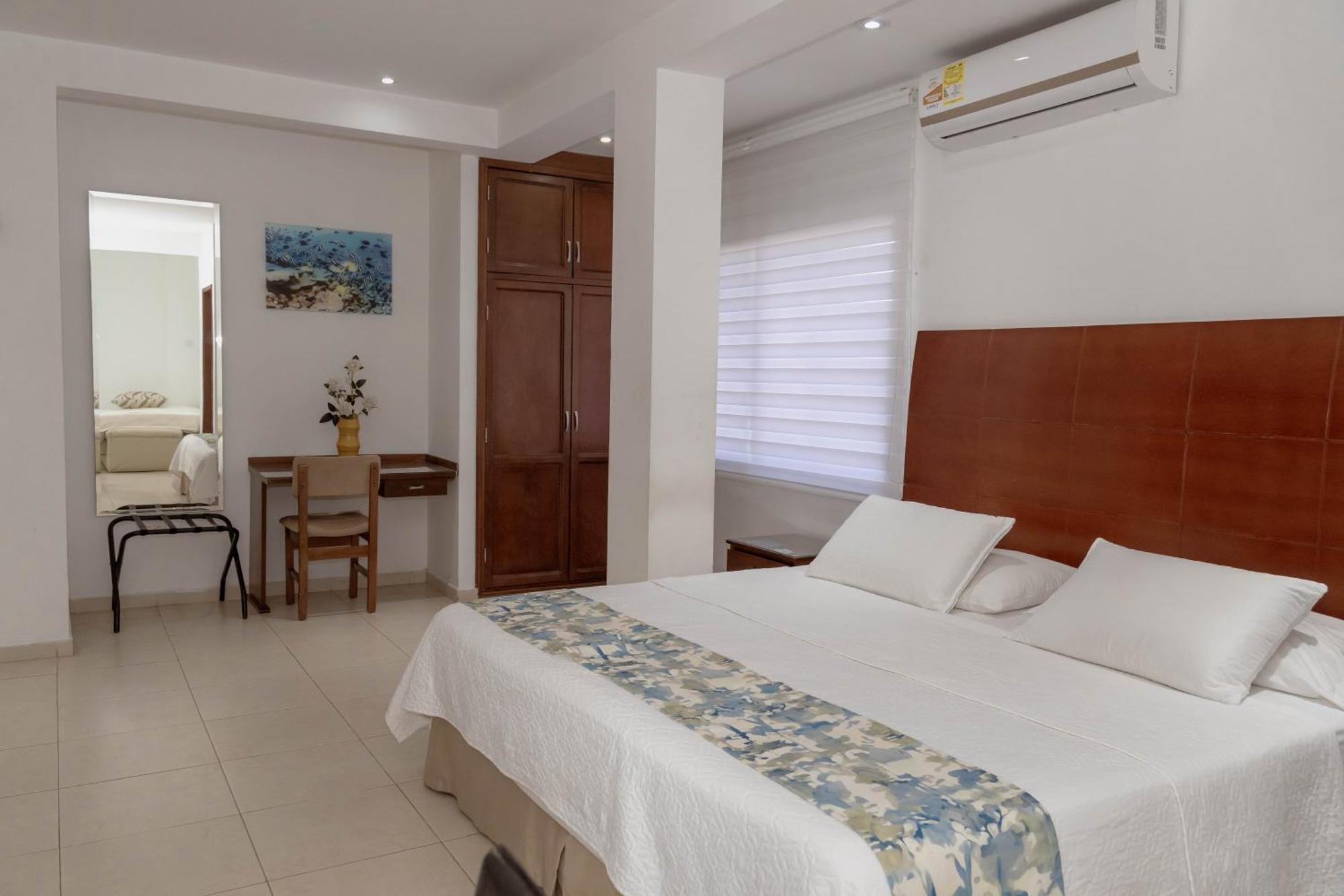 Hotel Coral Reef Cartagena Екстериор снимка